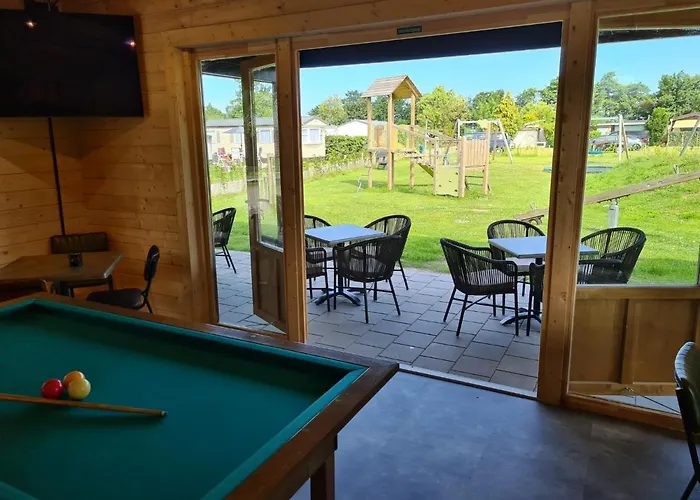 2a Op Recreatiepark De Wielen *